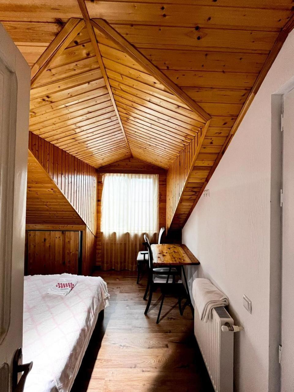 Nino & Irodi'S Guest House Κουτάισι Εξωτερικό φωτογραφία