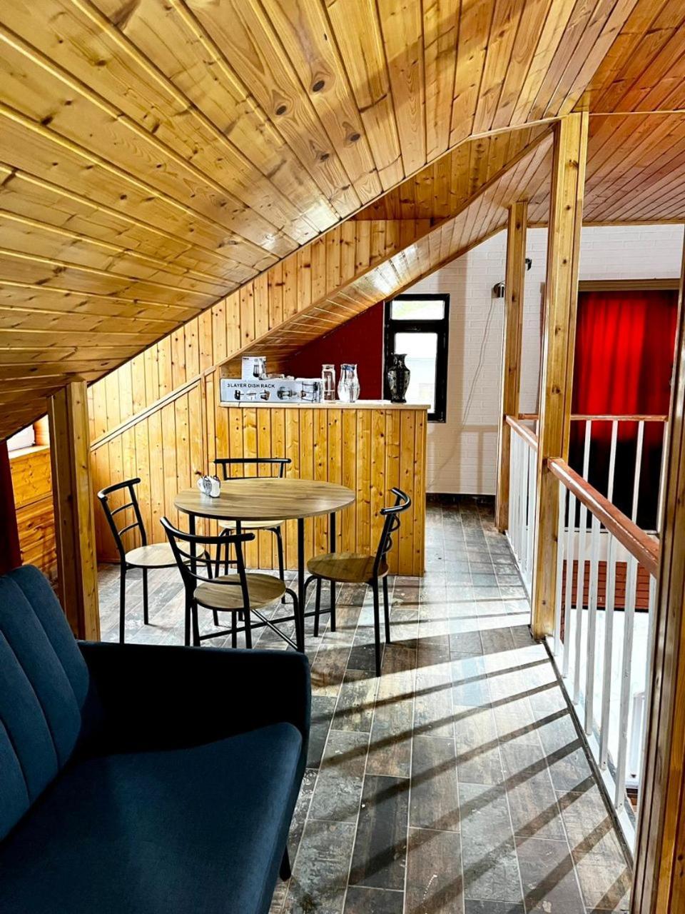 Nino & Irodi'S Guest House Κουτάισι Εξωτερικό φωτογραφία