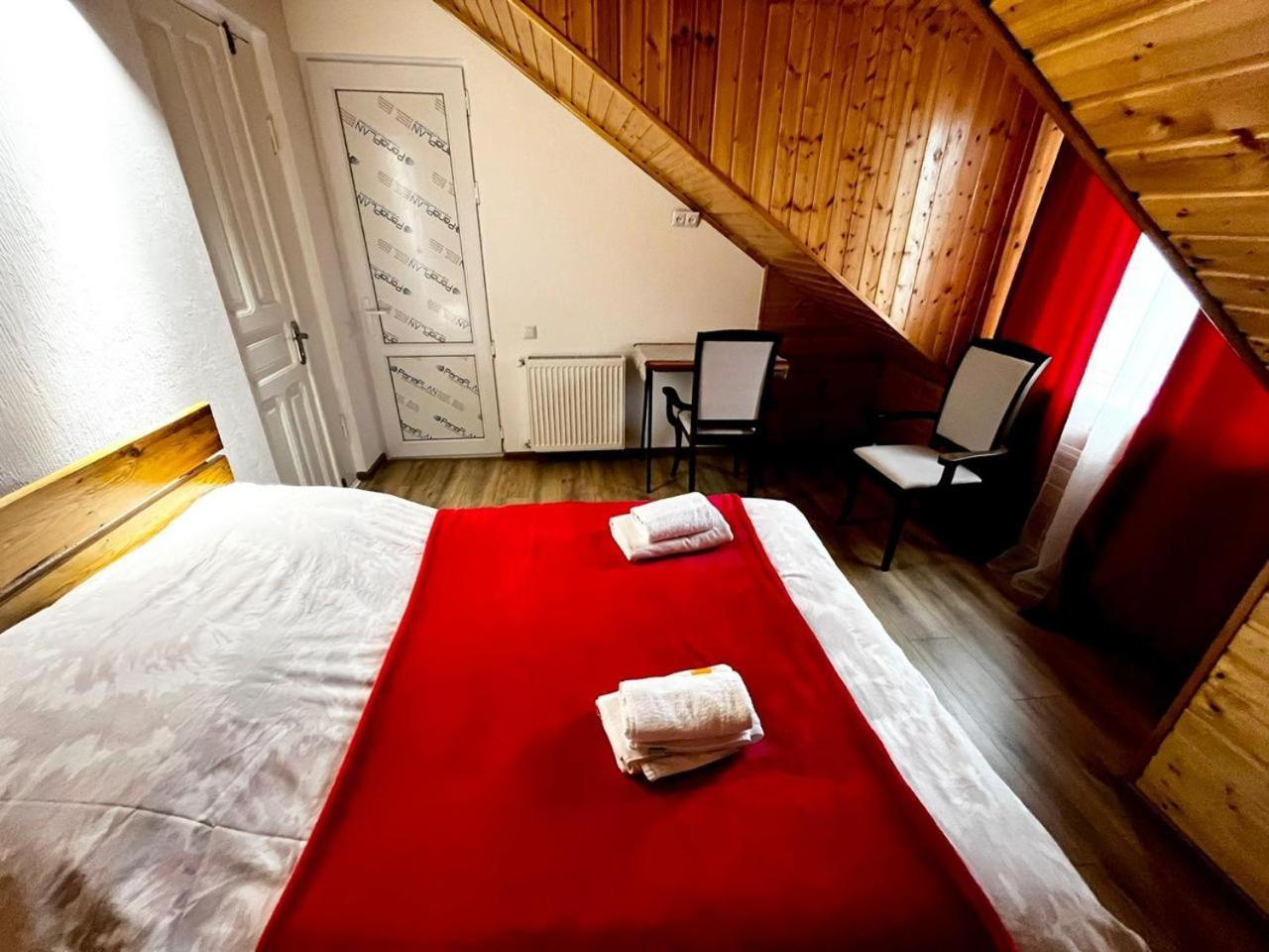 Nino & Irodi'S Guest House Κουτάισι Εξωτερικό φωτογραφία