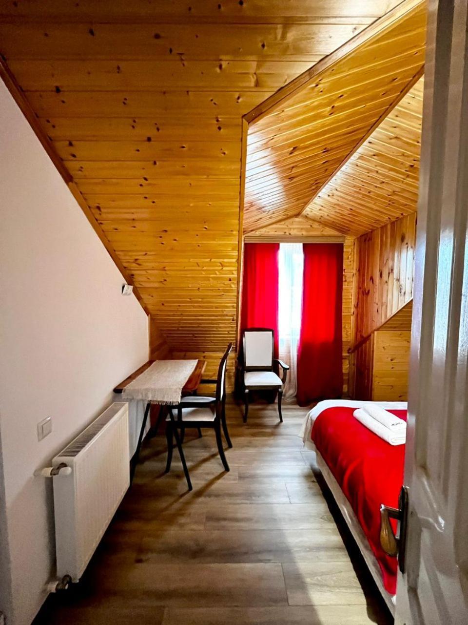 Nino & Irodi'S Guest House Κουτάισι Εξωτερικό φωτογραφία